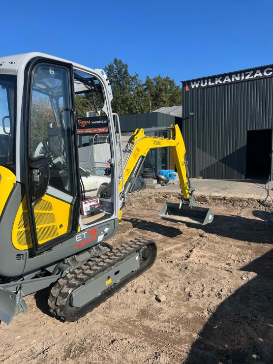 MINIKOPARKA WACKER NEUSON ET18 